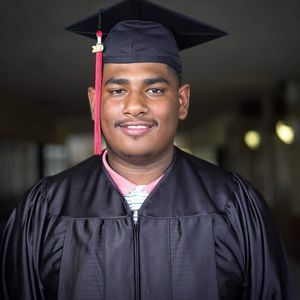 Meet your Posher, Sharon